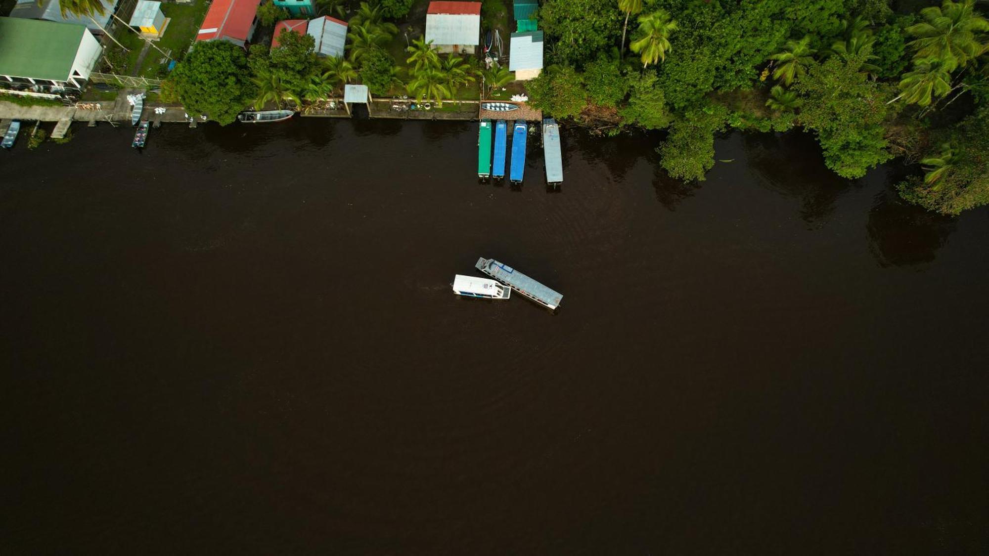 Hotel Tortuguero7 Lake View Esterno foto