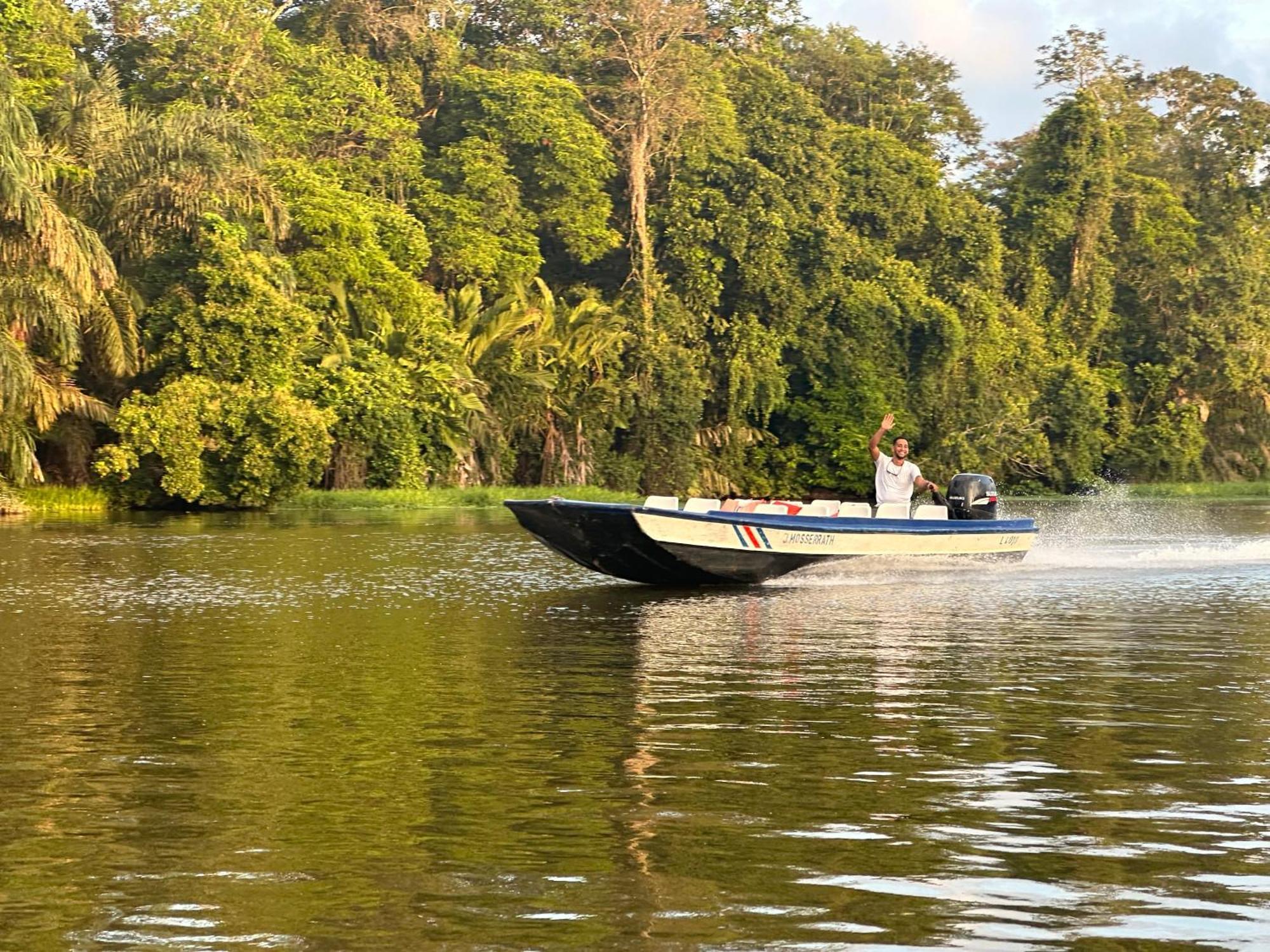 Hotel Tortuguero7 Lake View Esterno foto